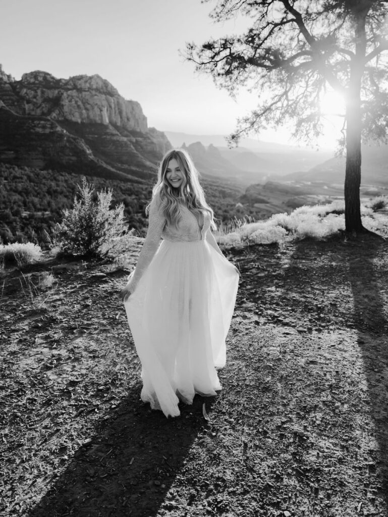 Bride Wedding Photos and Portraits | A Dreamy Sedona Elopement | Chelsea Kaufman | Sedona Elopement Photographer