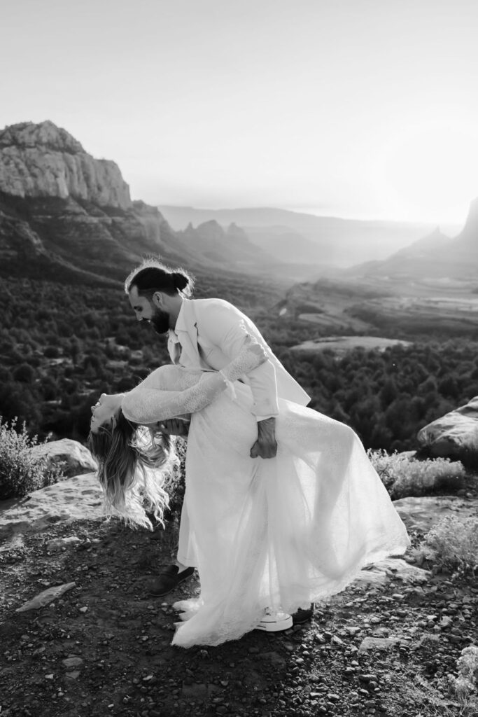 Black And White Wedding Photos With Bride And Groom