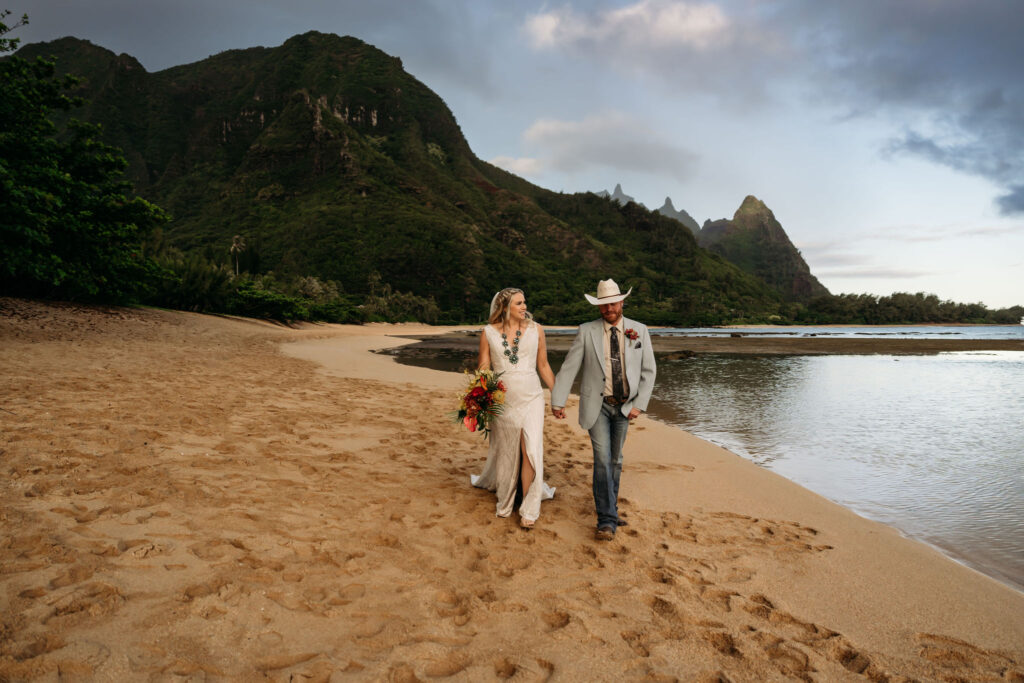 Outdoor Wedding Day Elopement | Chelsea Kaufman Photography | Travel & Adventure Elopement Photographer